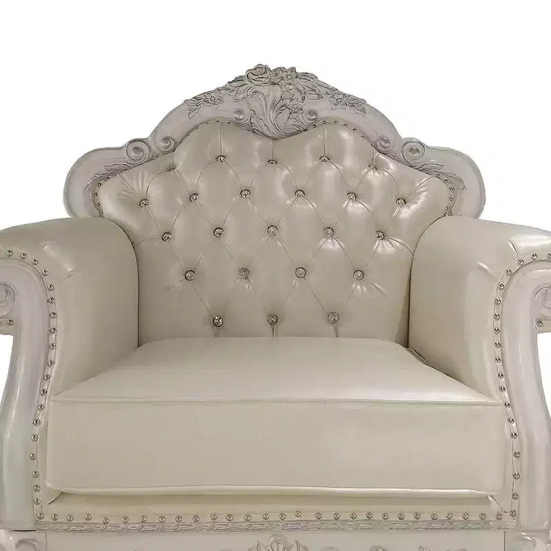 Fauteuil d'appoint capitonné traditionnel de 44,8 po, blanc cassé