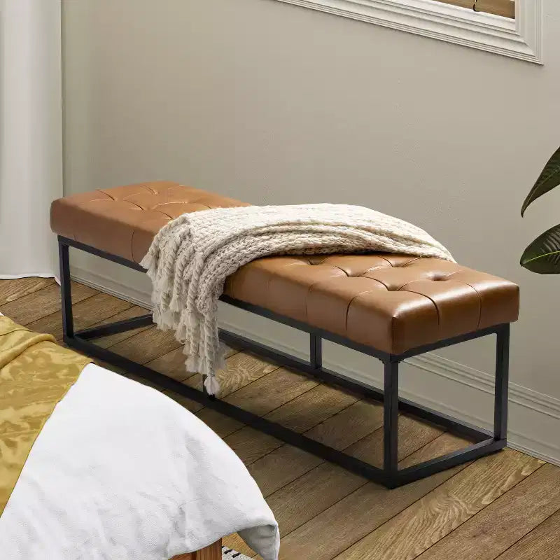 Banc de chambre de 60" de large avec coussin en cuir véritable et base en métal