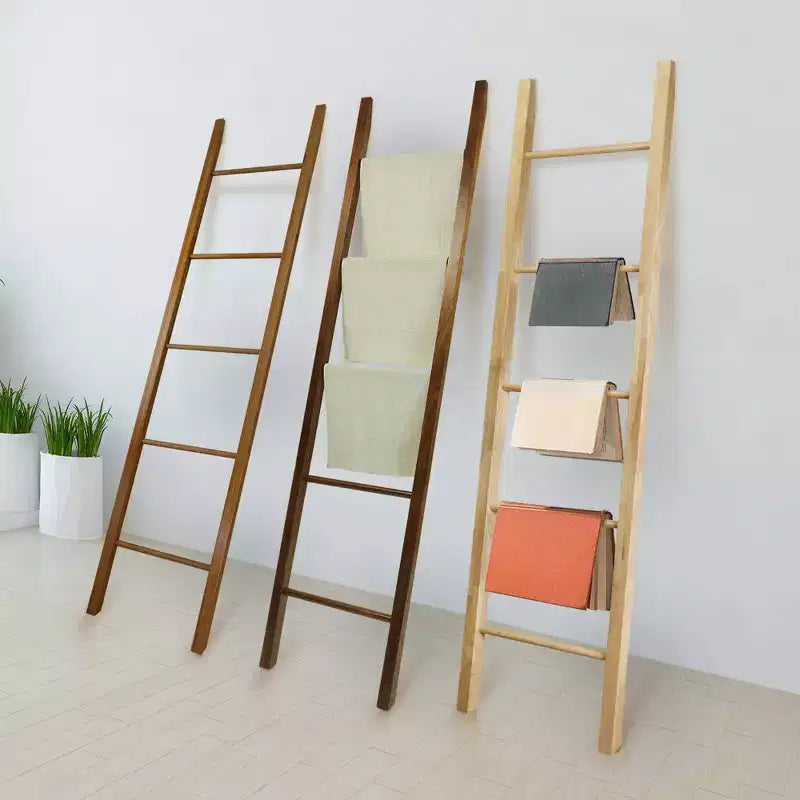Échelle décorative en bois massif