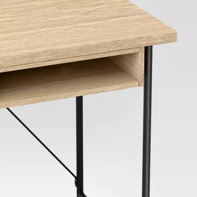 Bureau en bois et métal avec rangement