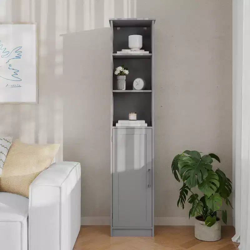 Meuble de rangement étroit autoportant pour salle de bain avec porte et étagères ouvertes