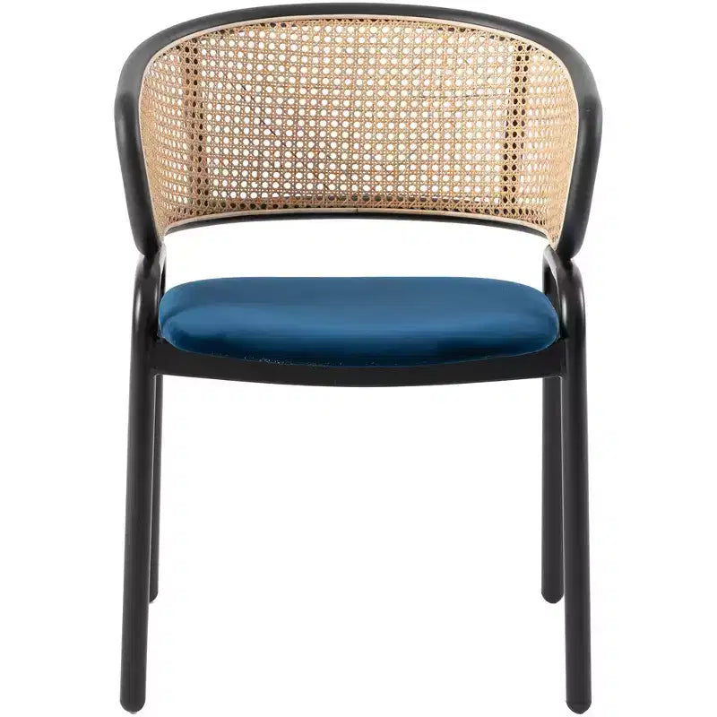Chaise de salle à manger moderne avec structure noire, assise en velours et dossier en rotin, pour cuisine, salle à manger, bureau ou salon.