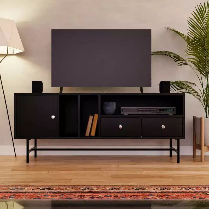 Meuble TV Mid-Century Modern avec cadre en bois, rangements fermés et pieds en fer noir, console média pour salon