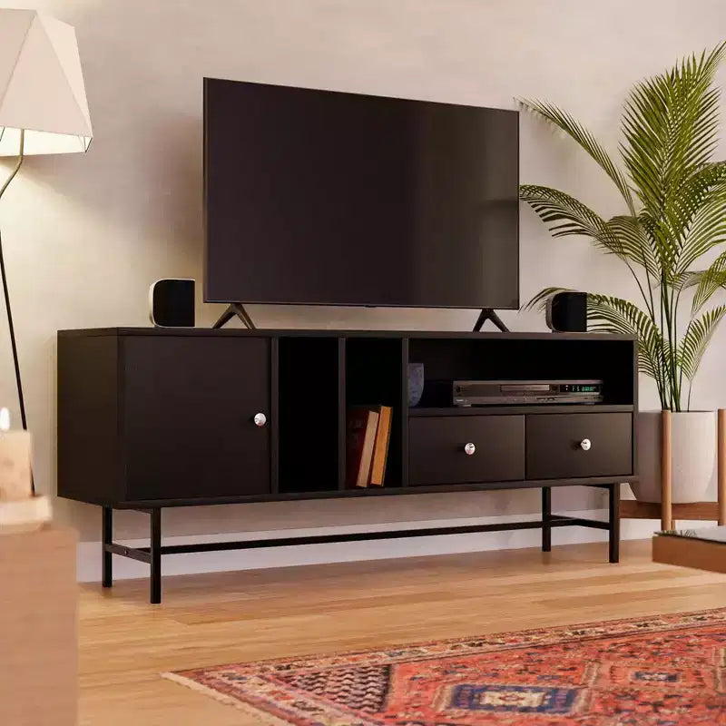 Meuble TV Mid-Century Modern avec cadre en bois, rangements fermés et pieds en fer noir, console média pour salon